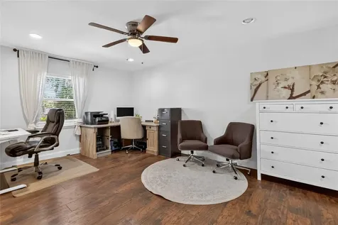 706 S Oakwood Avenue Brandon FL 33511