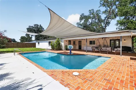 706 S Oakwood Avenue Brandon FL 33511