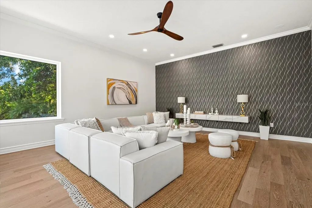 1707 Caribbean Drive Sarasota FL 34231