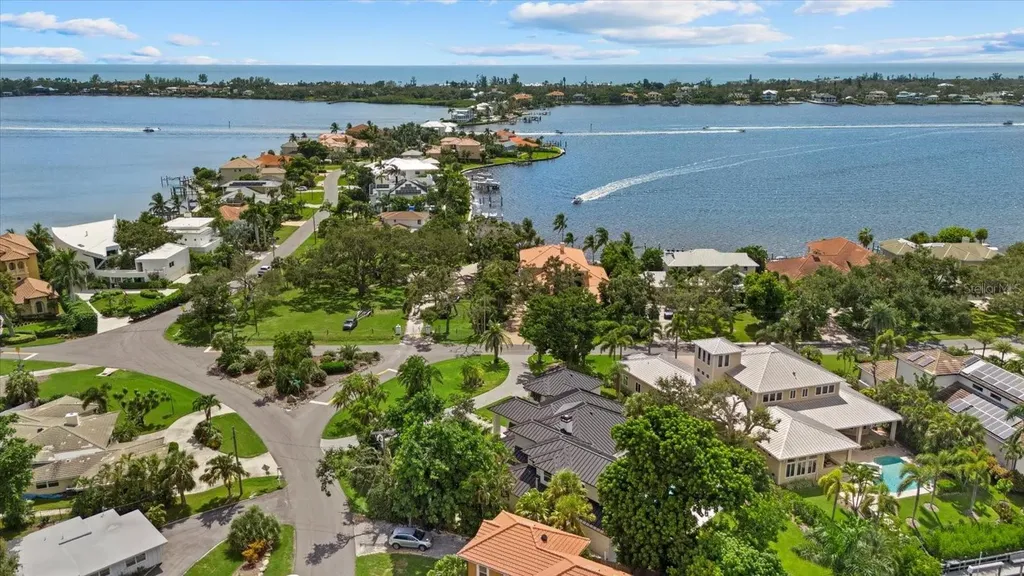 1707 Caribbean Drive Sarasota FL 34231