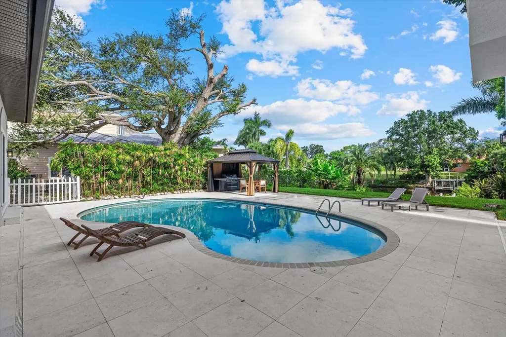 1707 Caribbean Drive Sarasota FL 34231