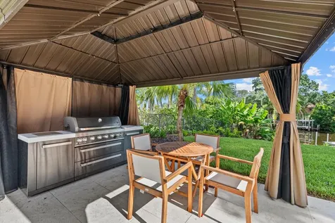 1707 Caribbean Drive Sarasota FL 34231