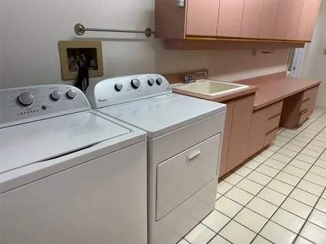 8732 Skymaster Drive New Port Richey FL 34654