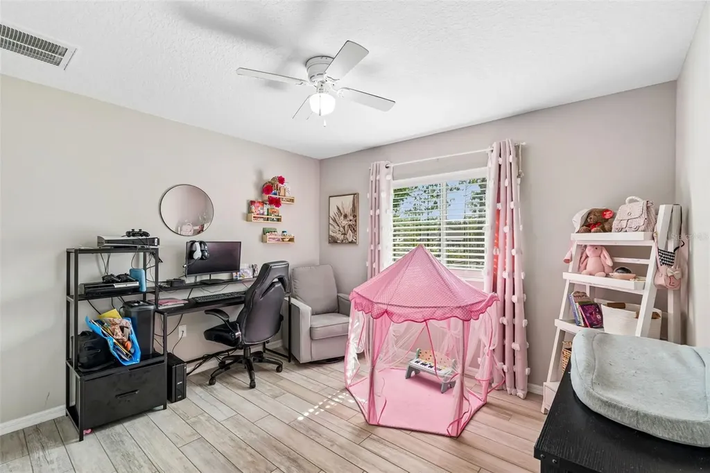 15476 Mulhatton Road Weeki Wachee FL 34614