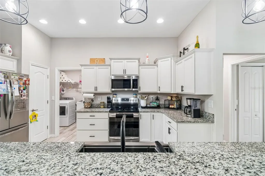 15476 Mulhatton Road Weeki Wachee FL 34614