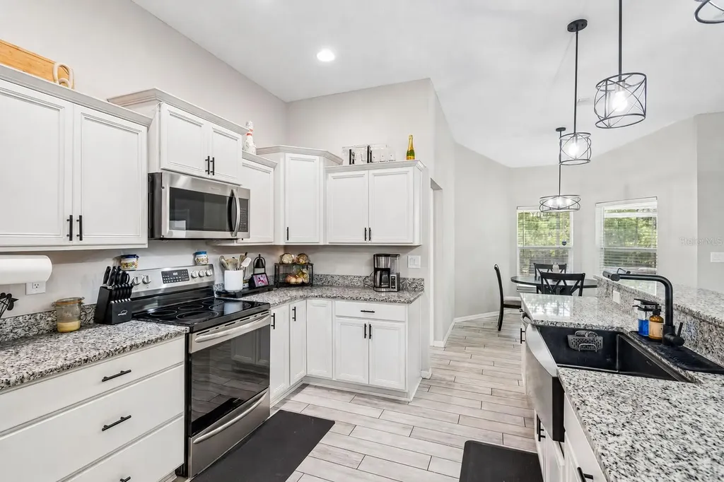 15476 Mulhatton Road Weeki Wachee FL 34614