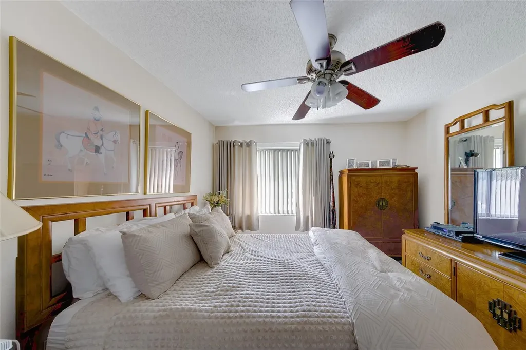 1801 E Lake Road Palm Harbor FL 34685