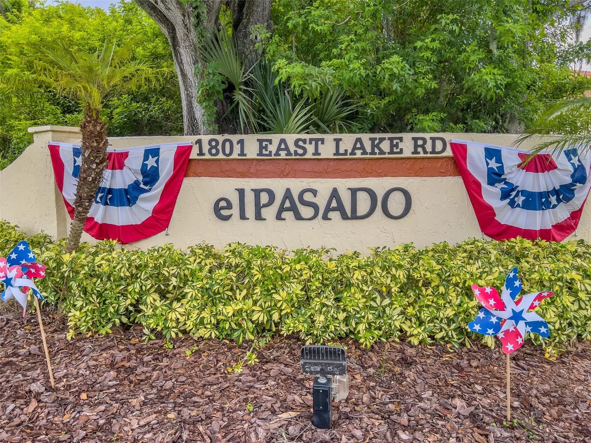 1801 E Lake Road Palm Harbor FL 34685
