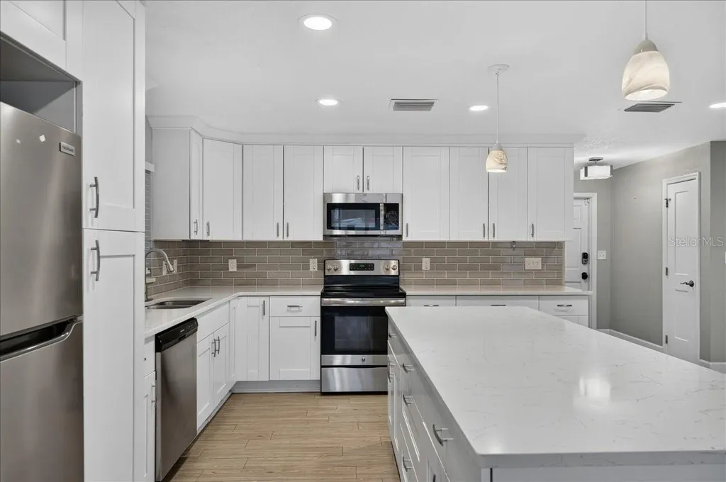 795 7th Street S Safety Harbor FL 34695