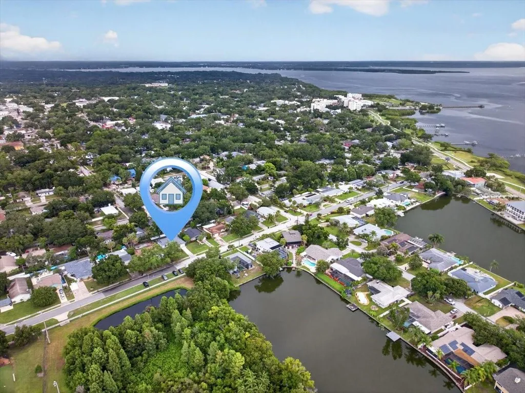 795 7th Street S Safety Harbor FL 34695