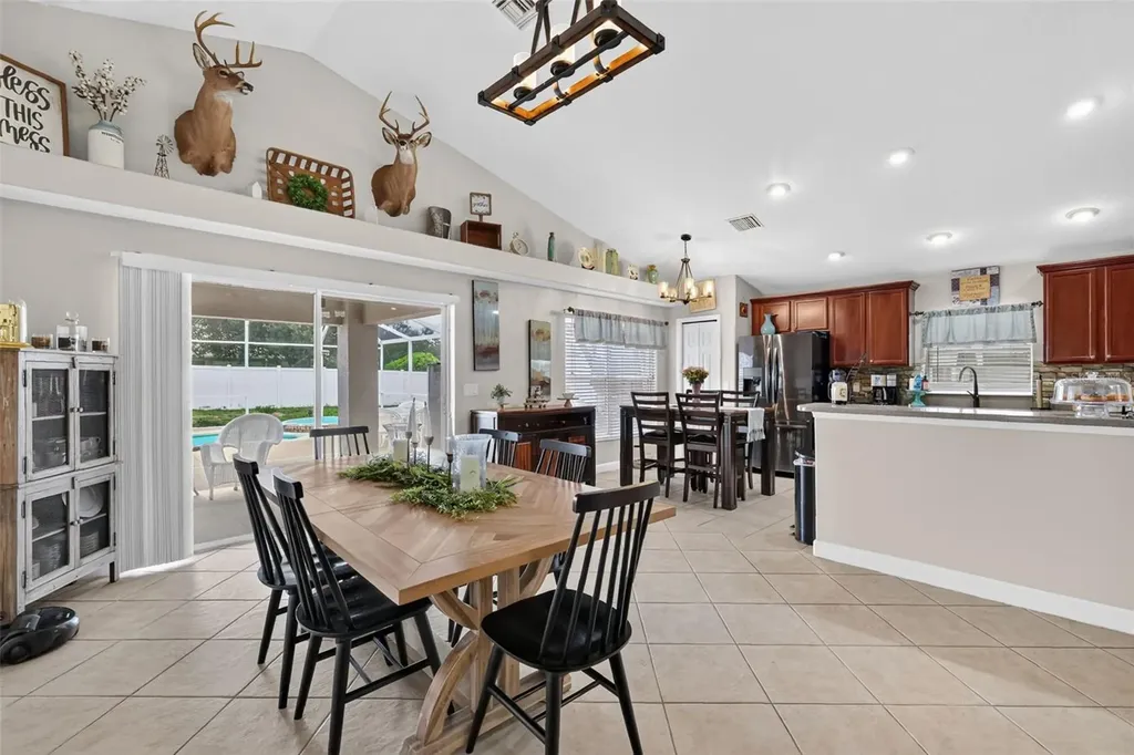 36809 Meridian Circle Grand Island FL 32735