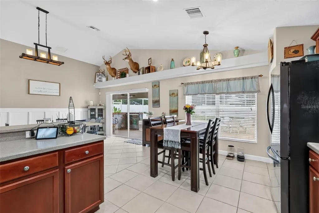 36809 Meridian Circle Grand Island FL 32735
