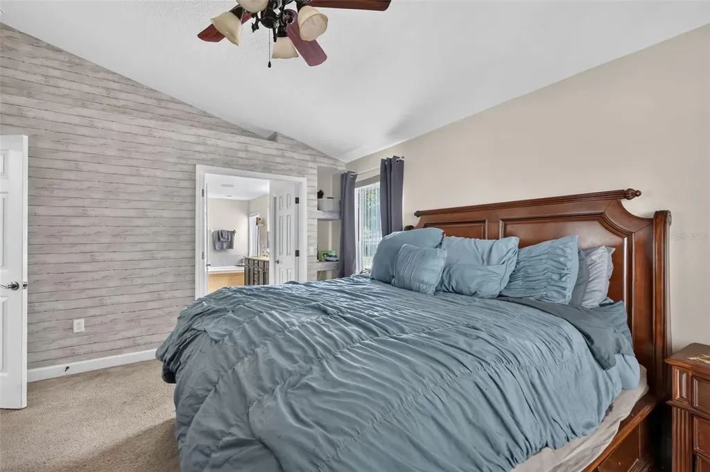 36809 Meridian Circle Grand Island FL 32735