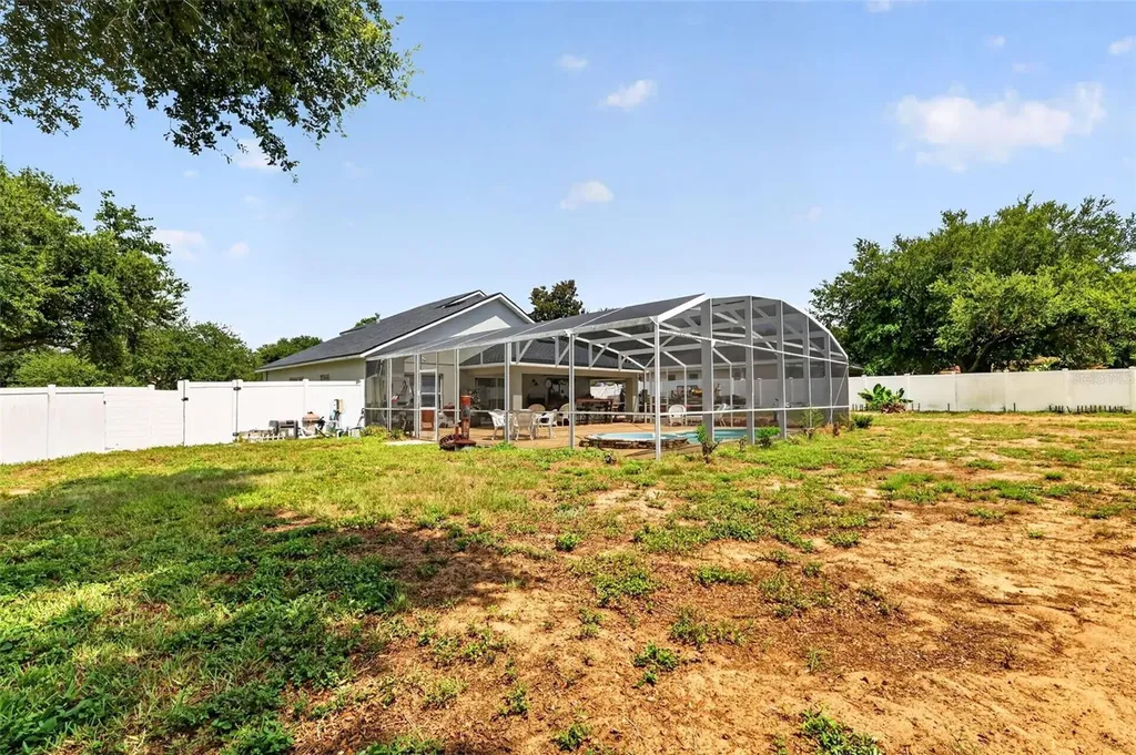 36809 Meridian Circle Grand Island FL 32735