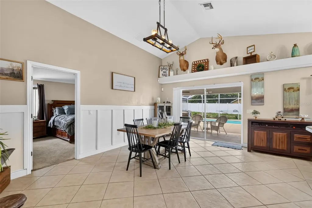 36809 Meridian Circle Grand Island FL 32735