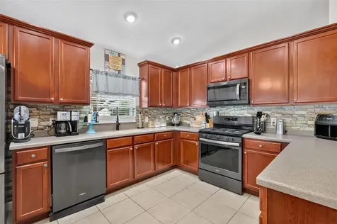 36809 Meridian Circle Grand Island FL 32735