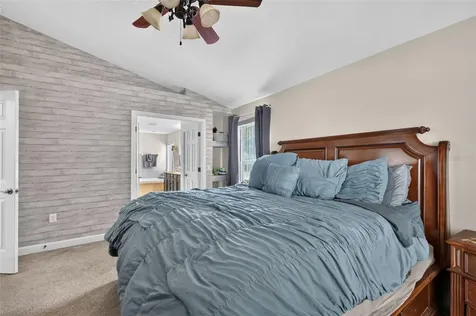 36809 Meridian Circle Grand Island FL 32735