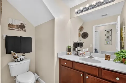 36809 Meridian Circle Grand Island FL 32735