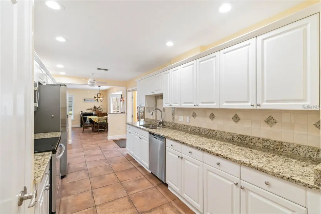 6711 Avenue C Sarasota FL 34231