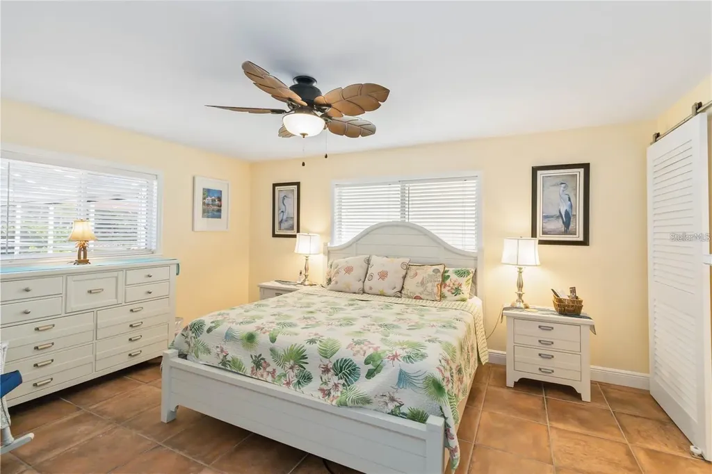 6711 Avenue C Sarasota FL 34231