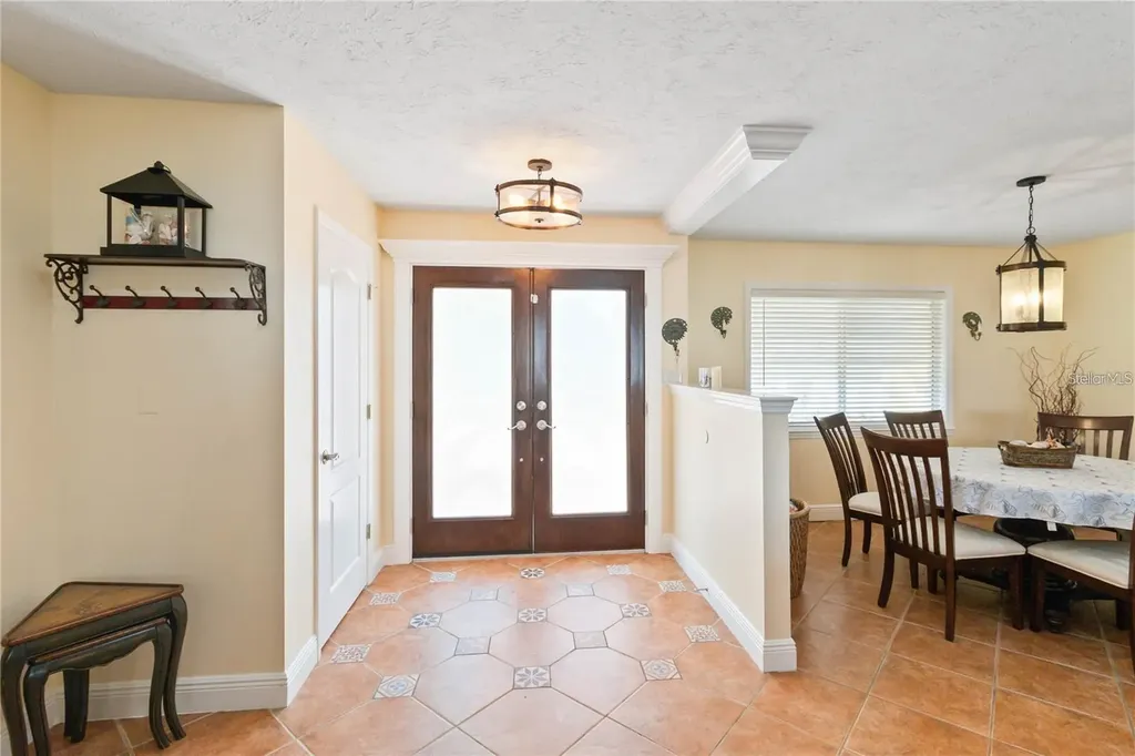 6711 Avenue C Sarasota FL 34231