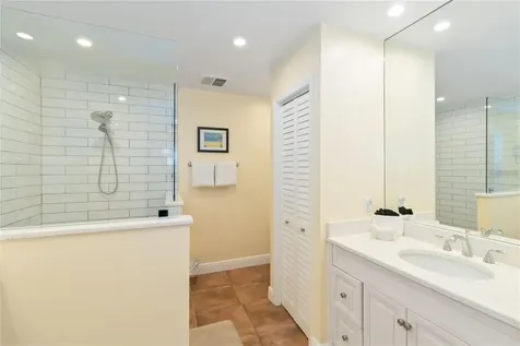 6711 Avenue C Sarasota FL 34231