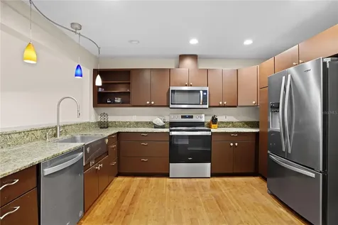 302 Sand Trap Cove Longwood FL 32779