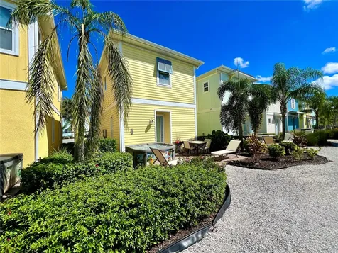 8038 Surf Street Kissimmee FL 34747