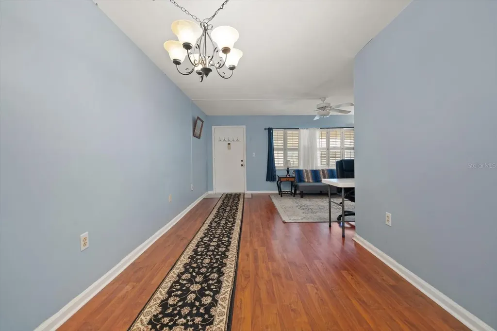 10033 64th Avenue N St Petersburg FL 33708