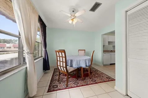 10033 64th Avenue N St Petersburg FL 33708