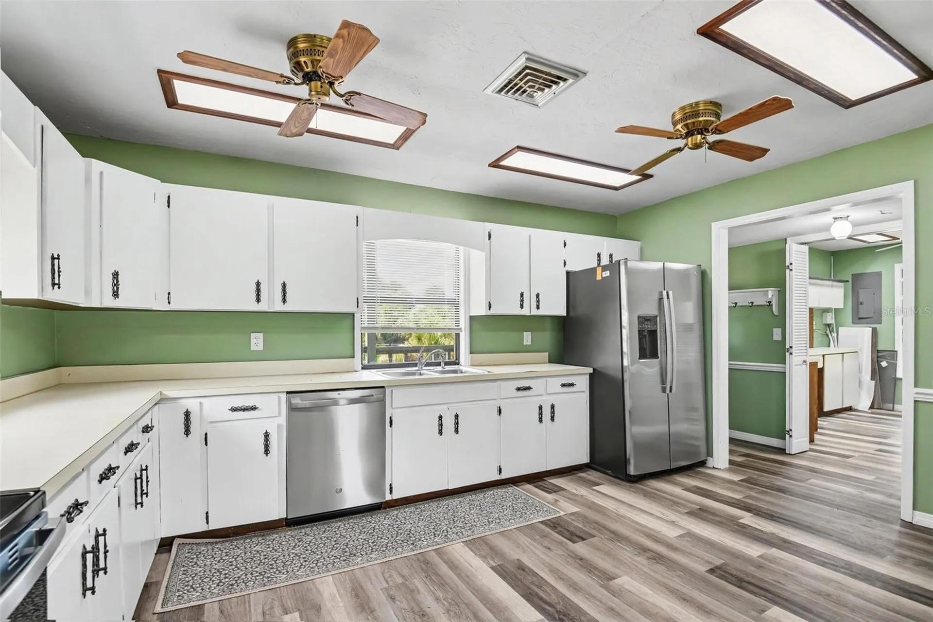 888 Harmony Lane Englewood FL 34223