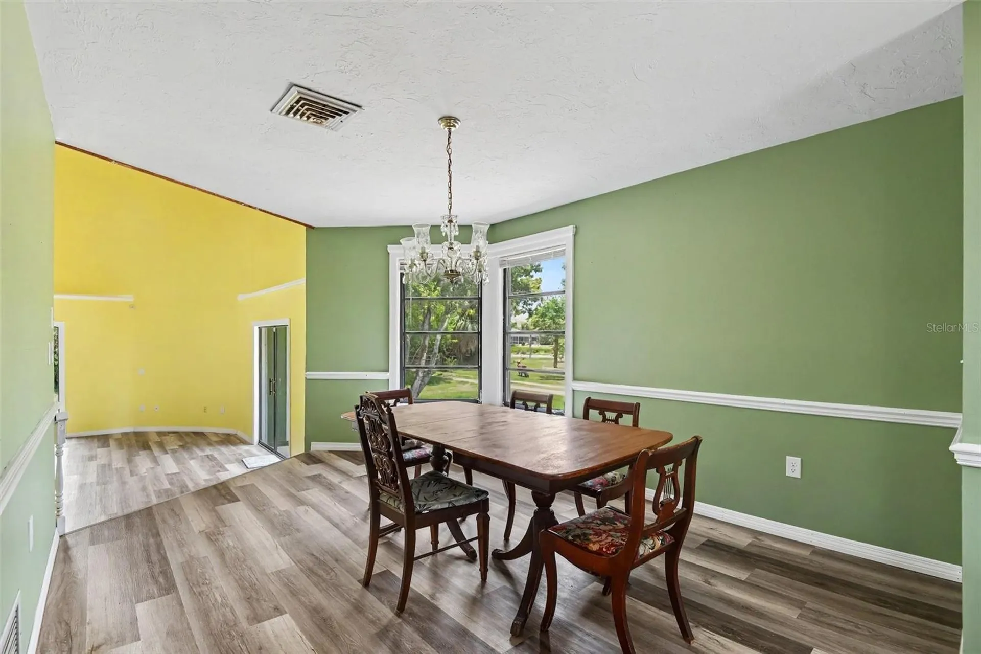 888 Harmony Lane Englewood FL 34223