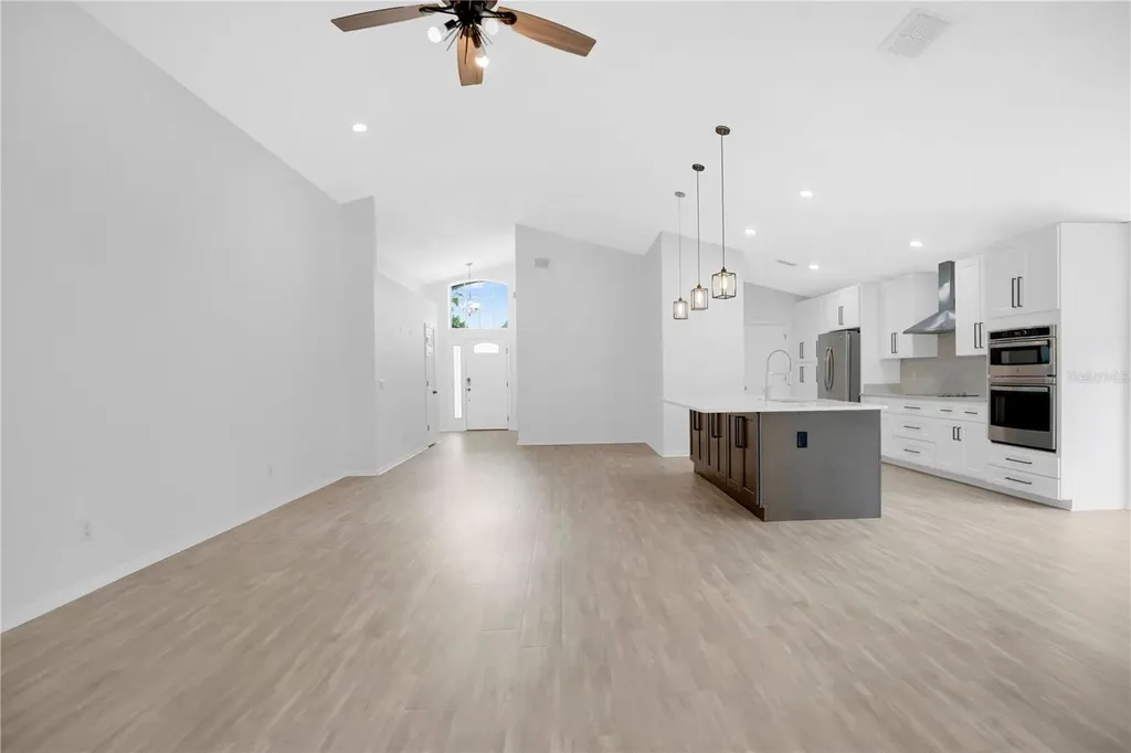 14170 Sunriver Avenue Orlando FL 32828