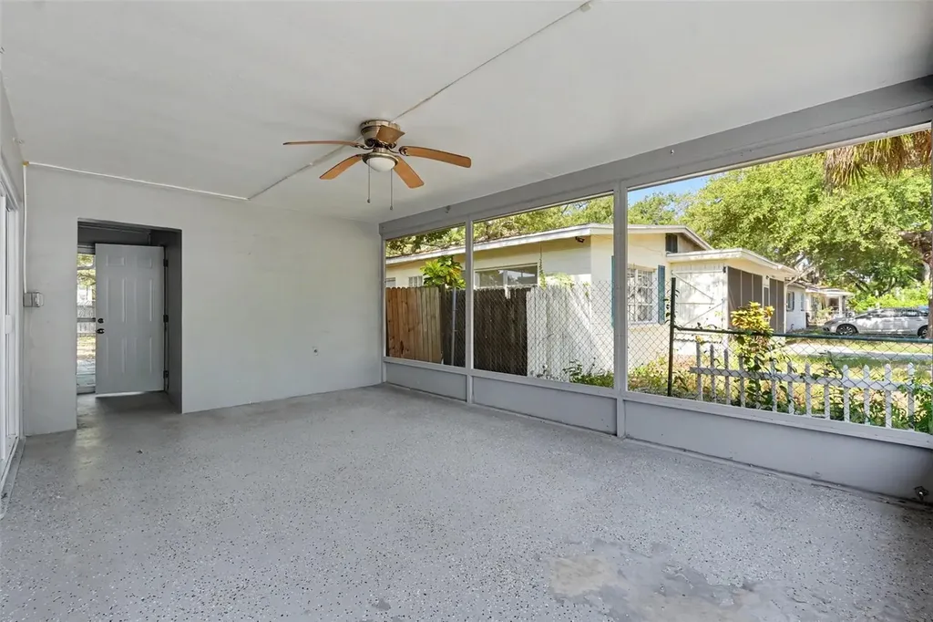 29 6th Avenue SE Largo FL 33771