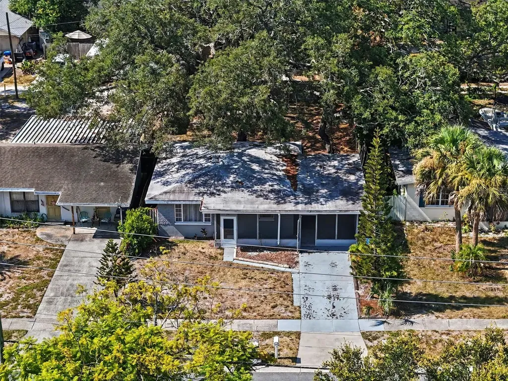 29 6th Avenue SE Largo FL 33771