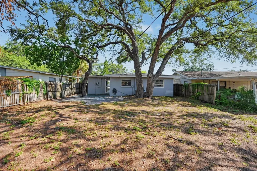 29 6th Avenue SE Largo FL 33771