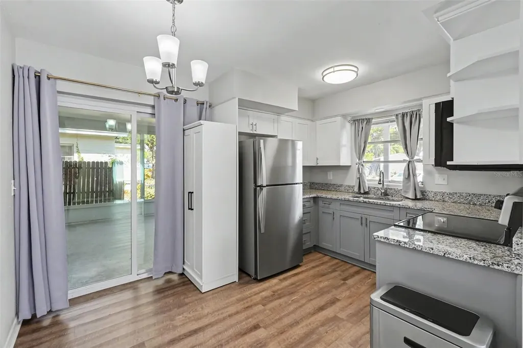 29 6th Avenue SE Largo FL 33771