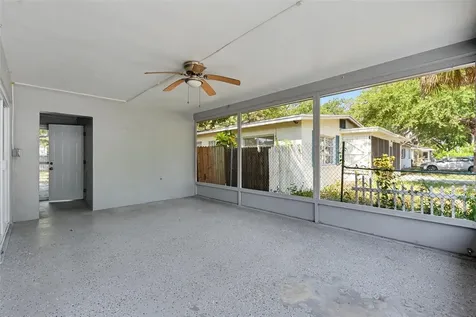 29 6th Avenue SE Largo FL 33771