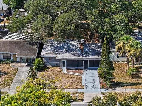 29 6th Avenue SE Largo FL 33771