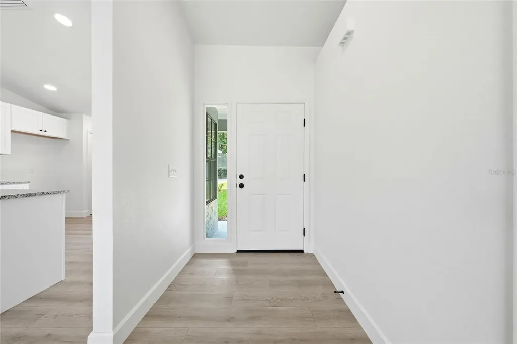 350 Lake Crescent Drive Debary FL 32713