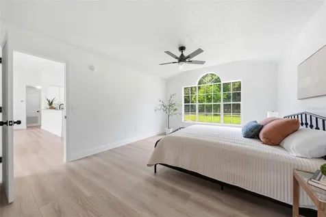 350 Lake Crescent Drive Debary FL 32713