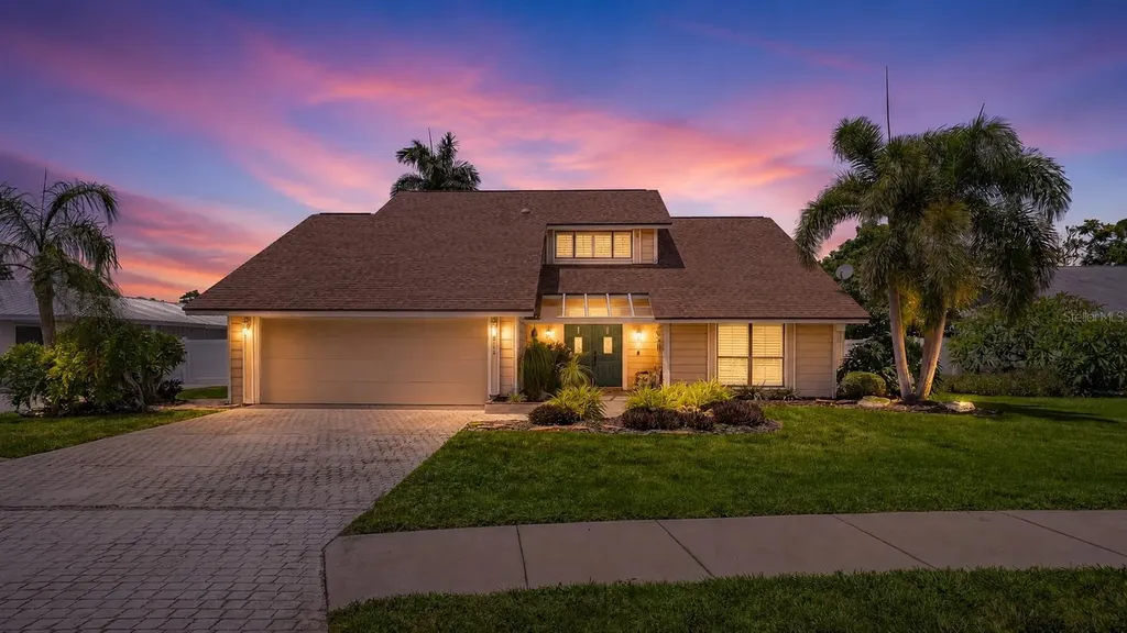 8112 12th Avenue NW Bradenton FL 34209