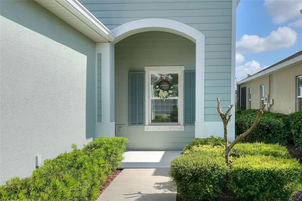 13529 Circa Crossing Drive Lithia FL 33547