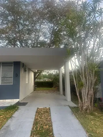 F14, 5013 Calle Colosense Urb. Extensión Elizabeth Cabo Rojo PR 00623