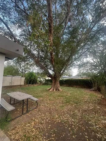 F14, 5013 Calle Colosense Urb. Extensión Elizabeth Cabo Rojo PR 00623