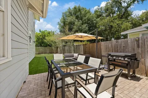3410 W Santiago Street Tampa FL 33629