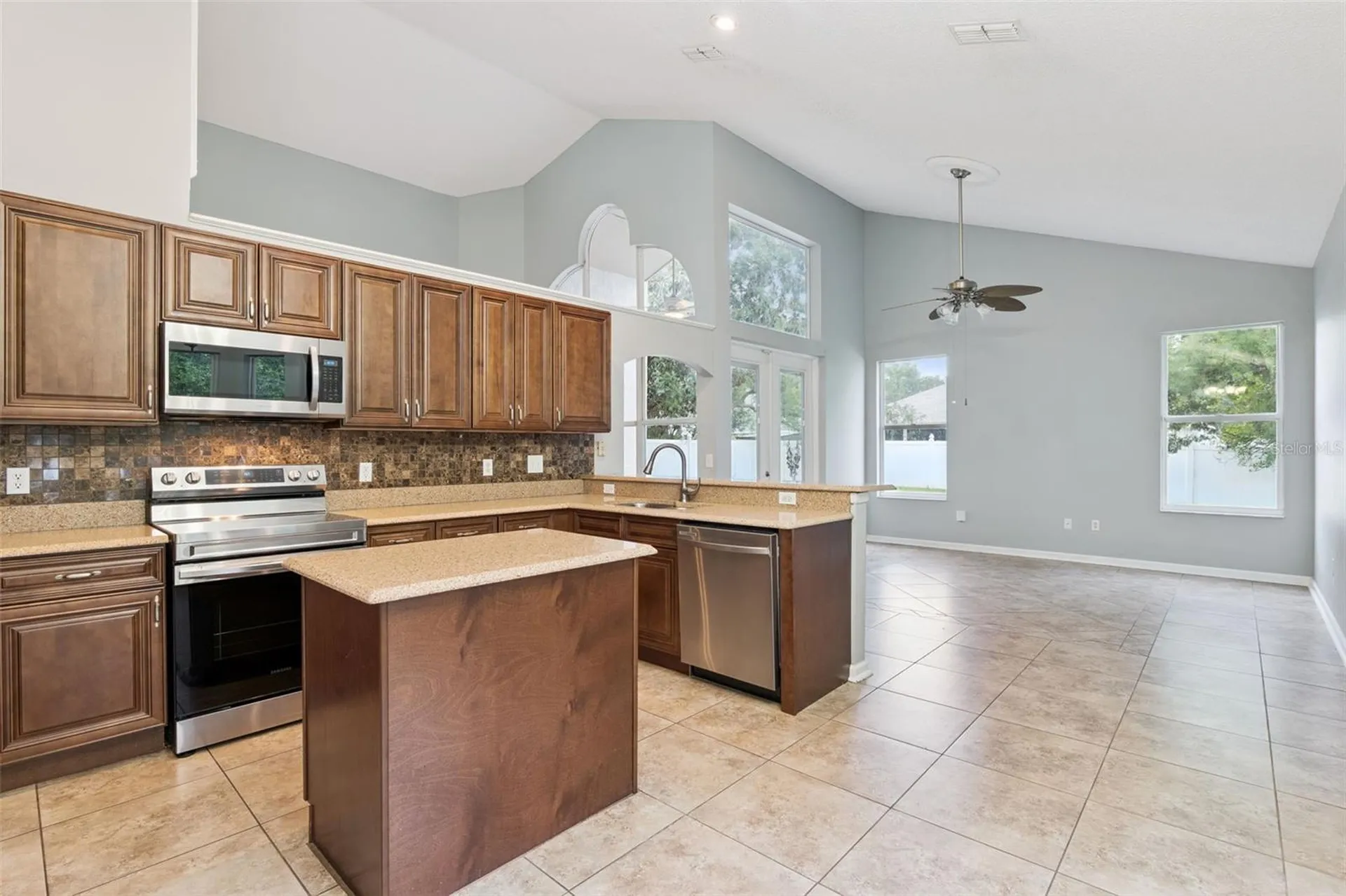 1025 Oceanbreeze Court Orlando FL 32828