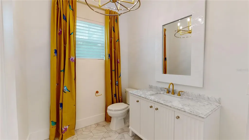 1068 19th Avenue N St Petersburg FL 33704