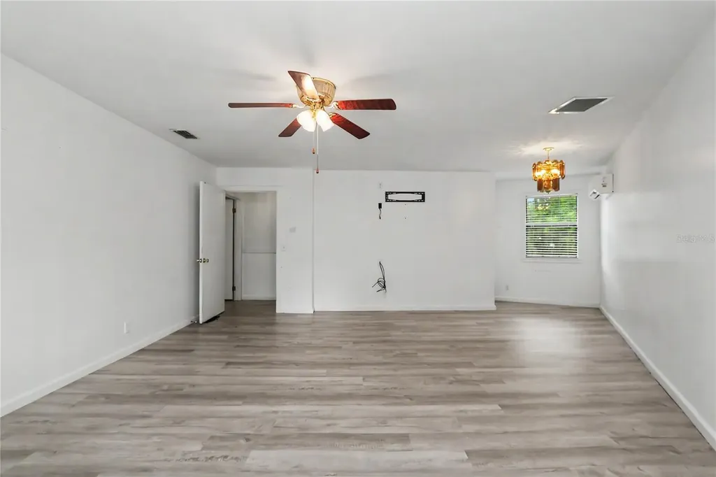2809 NE 49th Street Ocala FL 34479