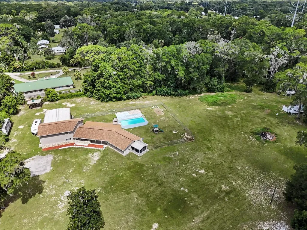 2809 NE 49th Street Ocala FL 34479